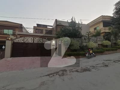A Prime Location 1 Kanal House Located In Gulshan Abad Sector 2 Is Available For Sale
