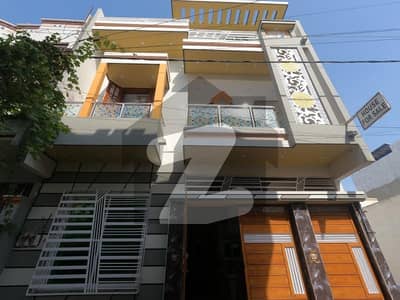 سادی ٹاؤن - بلاک 5 سعدی ٹاؤن,سکیم 33,کراچی میں 4 کمروں کا 5 مرلہ مکان 2.15 کروڑ میں برائے فروخت۔