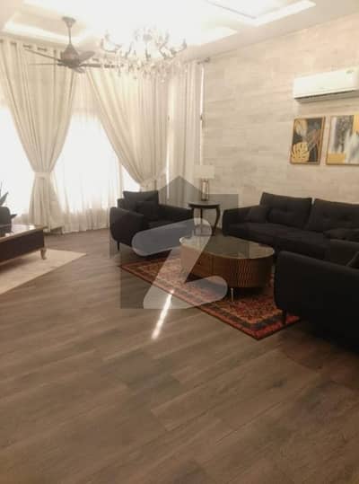 ایف ۔ 7 اسلام آباد میں 6 کمروں کا 1 کنال مکان 20.0 لاکھ میں کرایہ پر دستیاب ہے۔