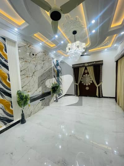 10 Marla Luxury Brand New House For Sale