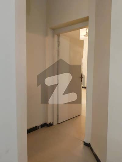 آئی ۔ 8 اسلام آباد میں 2 کمروں کا 12 مرلہ زیریں پورشن 85.0 ہزار میں کرایہ پر دستیاب ہے۔