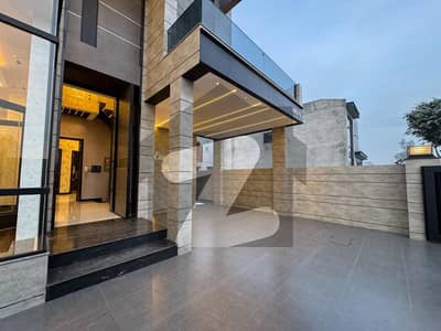 10 MARLA MODERN DESIGN ELEGANT AND FULLY MAINTAINED SUPER HOT LOCATED BUNGALOW IS AVAILABLE IN THE BEST BLOCK OF DHA LAHORE.