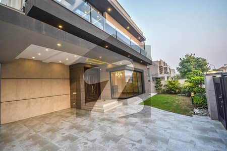 ڈی ایچ اے 9 ٹاؤن ڈیفنس (ڈی ایچ اے),لاہور میں 3 کمروں کا 5 مرلہ مکان 2.05 کروڑ میں برائے فروخت۔