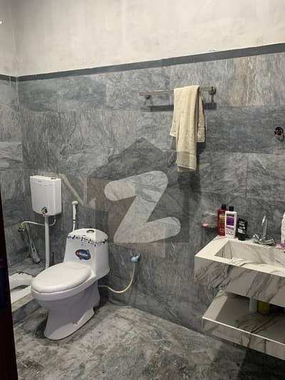 ایل ڈی اے سٹی فیز 1 ۔ بلاک ڈی ایل ڈی اے سٹی فیز 1 - جناح سیکٹر,ایل ڈی اے سٹی فیز 1,ایل ڈی اے سٹی,ایل ڈی اے روڈ,لاہور میں 3 کمروں کا 1 کنال بالائی پورشن 2.8 کروڑ میں برائے فروخت۔