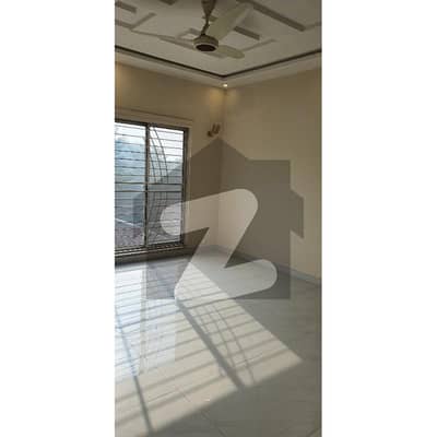 A Well Designed Upper Portion Is Up For rent In An Ideal Location In Lahore