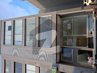 ڈی ایچ اے فیز 5 - بلاک بی فیز 5,ڈیفنس (ڈی ایچ اے),لاہور میں 8 مرلہ دفتر 3.75 لاکھ میں کرایہ پر دستیاب ہے۔