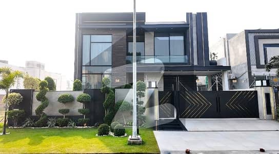 ڈی ایچ اے فیز 6 - بلاک جے فیز 6,ڈیفنس (ڈی ایچ اے),لاہور میں 6 کمروں کا 1 کنال مکان 25.0 کروڑ میں برائے فروخت۔