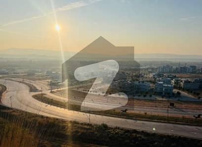 بحریہ انکلیو بحریہ ٹاؤن,اسلام آباد میں 8 مرلہ رہائشی پلاٹ 1.35 کروڑ میں برائے فروخت۔