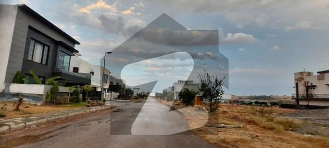 بحریہ ٹاؤن فیز 8 ۔ سیکٹر ایف - 2 بحریہ ٹاؤن فیز 8,بحریہ ٹاؤن راولپنڈی,راولپنڈی میں 10 مرلہ رہائشی پلاٹ 72.0 لاکھ میں برائے فروخت۔