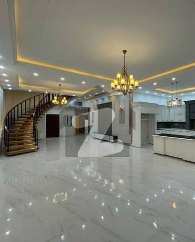 بحریہ ٹاؤن راولپنڈی راولپنڈی میں 5 کمروں کا 10 مرلہ مکان 1.25 لاکھ میں کرایہ پر دستیاب ہے۔