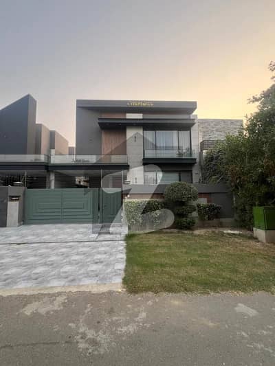 Luxury 1 kanal Upper Portion Available for Rent in DHA Phase 6