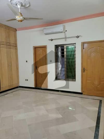 2 BED UPPER PORTION Neat And Clean