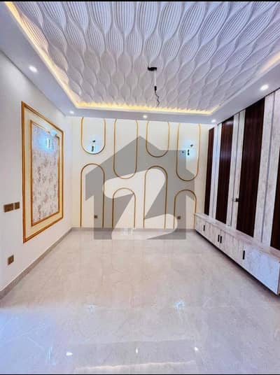 5 Marla Modern Designing House For Sale Park View City Lahore
