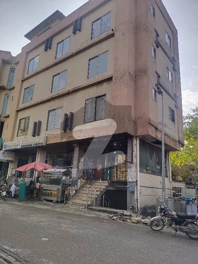 ڈی ایچ اے ڈیفینس فیز 2 ڈی ایچ اے ڈیفینس,اسلام آباد میں 3 مرلہ دکان 1.1 کروڑ میں برائے فروخت۔