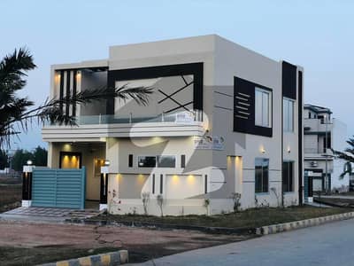 6.66 Marla Corner Facing Park Main Double Road Facing Fountain Facing Food Street Prime Location Of City Housing House For Sale