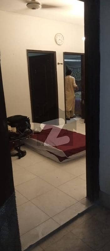 950 Square Feet Flat For sale In DHA Defence