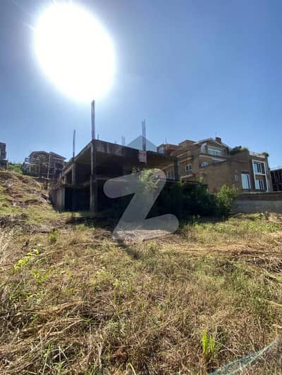 4.5 Kanal Full Golf View Living Structure In Bahria   Garden City Zone 4, West Available For Sale On Instalments