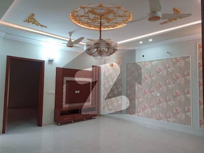 جوہر ٹاؤن فیز 2 - بلاک آر3 جوہر ٹاؤن فیز 2,جوہر ٹاؤن,لاہور میں 1 کمرے کا 5 مرلہ بالائی پورشن 53.0 ہزار میں کرایہ پر دستیاب ہے۔