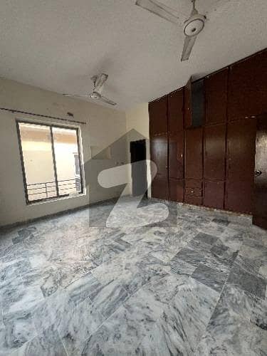 Upper Portion For Rent