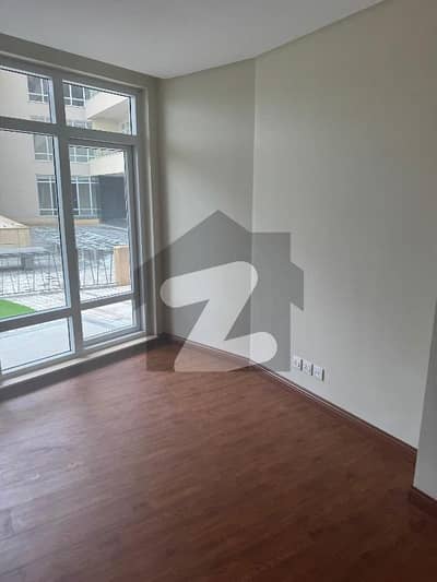 ڈیفینس رایا ڈی ایچ اے ڈیفینس,لاہور میں 2 کمروں کا 8 مرلہ فلیٹ 2.15 لاکھ میں کرایہ پر دستیاب ہے۔