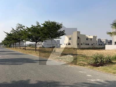 R Block 1 Kanal Plot Ideal Location Near to Raya Commercial