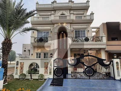 10 Marla Luxury House For Sale in Citi Housing