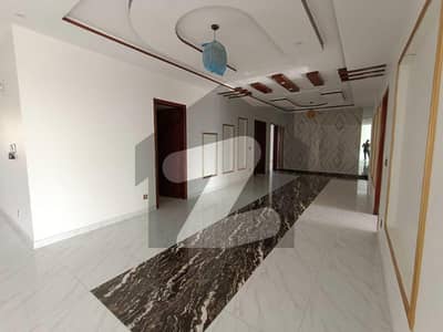 بحریہ ٹاؤن - پریسنٹ 7 بحریہ ٹاؤن کراچی,کراچی میں 6 کمروں کا 2 کنال مکان 11.25 کروڑ میں برائے فروخت۔