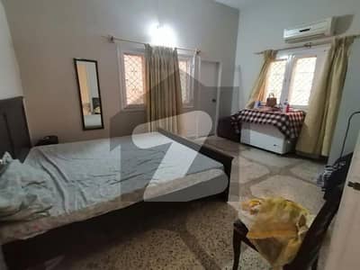 Book A House Of 240 Square Yards In Gulistan-e-Jauhar - Block 7 Karachi