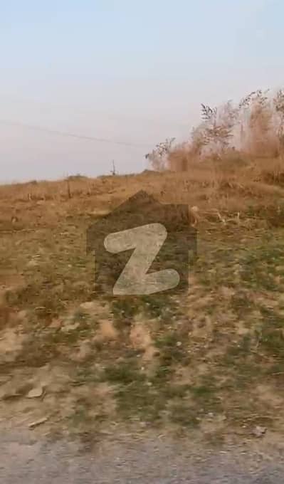 آئی ۔ 16 اسلام آباد میں 8 مرلہ رہائشی پلاٹ 90.0 لاکھ میں برائے فروخت۔