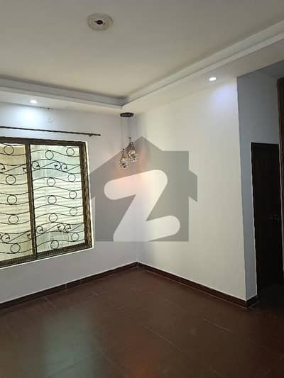 FOR RENT DOUBLE STORY 10 MARLA HOUSE FULL HOUSE MARBLE TILL FLOOR TOP LOCATION NEAR GONDAL CHOWK COLLEGE ROAD TOWNSHIP LAHORE RENT 150,000