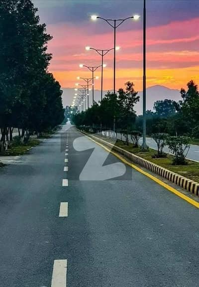 10 Marla Corner Plot For Sale Main Boulevard Back Street Plot