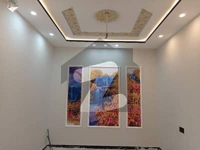 رئیل پام سٹی ایمن آباد موڑ,گوجرانوالہ میں 4 کمروں کا 5 مرلہ مکان 1.7 کروڑ میں برائے فروخت۔