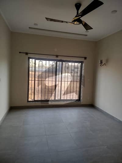 Reasonably-Priced 1 Kanal Upper Portion In DHA Phase 5 - Sector C, Islamabad Is Available As Of Now