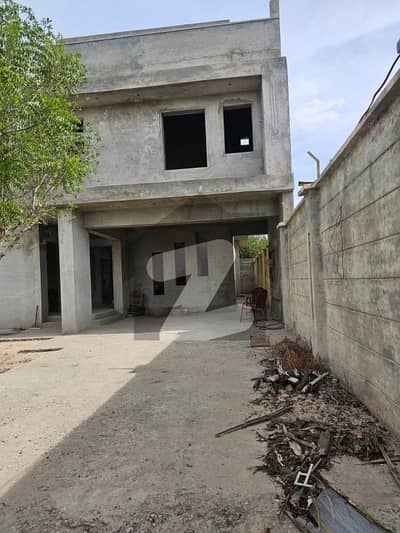 1 Kanal Grey Structure House Is Available