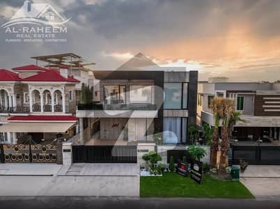 ڈی ایچ اے فیز 6 ڈیفنس (ڈی ایچ اے),لاہور میں 6 کمروں کا 1 کنال مکان 23.95 کروڑ میں برائے فروخت۔