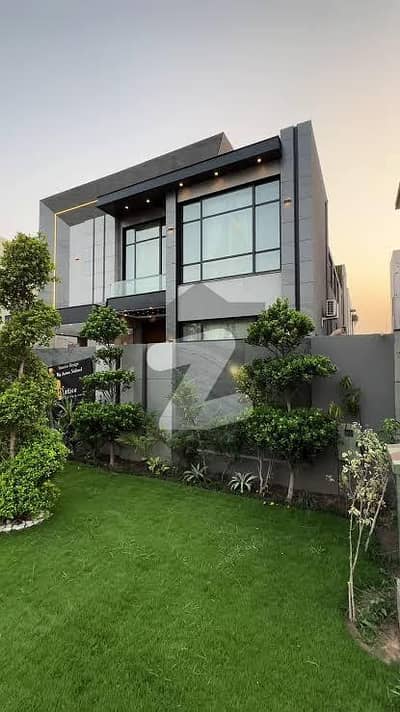 ڈی ایچ اے فیز 6 - بلاک ایم فیز 6,ڈیفنس (ڈی ایچ اے),لاہور میں 5 کمروں کا 1 کنال مکان 11.5 کروڑ میں برائے فروخت۔