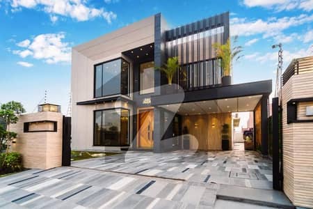 Prime Location One Kanal Modern Bungalow For Sale Near To Park And Masjid