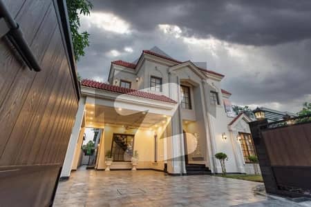 Luxury Full Basement 10 Marla Home DHA Phase 5, Prime Location