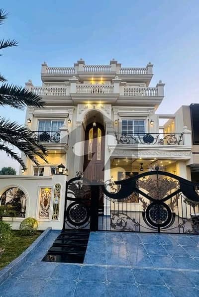 A Prime Location 10 Marla House Is Up For Grabs In Citi Housing Society