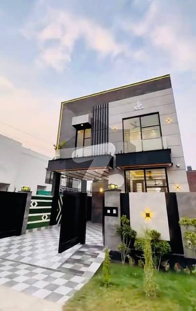 5 MARLA MODERN HOUSE FOR SALE IN DHA PHASE 6.