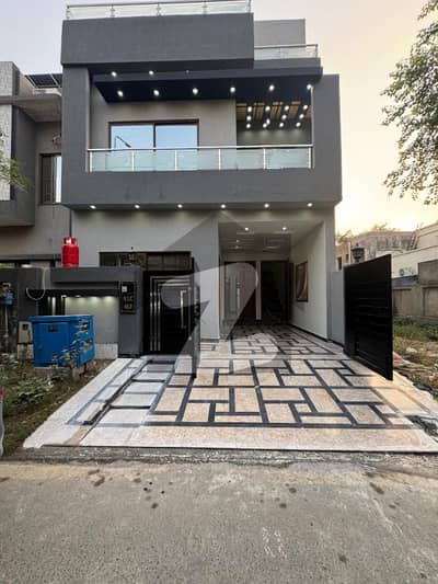 Low Budget 5 Marla Beautiful House For Sale In Lake City Raiwind Road Lahore