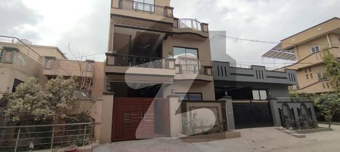 6 MARLA FULL DOUBLE STORY HOUSE LOP REGISTRY MAP APPROVED READY 2 BANK LOAN 4 BED 4 WASHROOMS 2 DRING 2 DINING 2 KITCHEN CAR POURCH IM SNOOBER CITY SOCIETY