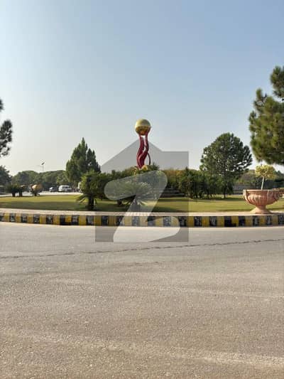 Ideal 5 Kanal Farm House Plots Available In Gulberg Greens - Block D, Islamabad