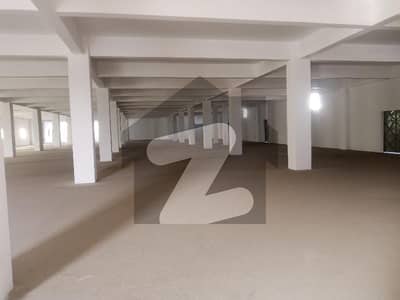 سندھ انڈسٹریل ٹریڈنگ اسٹی - ایس آئی ٹی ای کراچی میں 9 مرلہ گودام 90.0 ہزار میں کرایہ پر دستیاب ہے۔