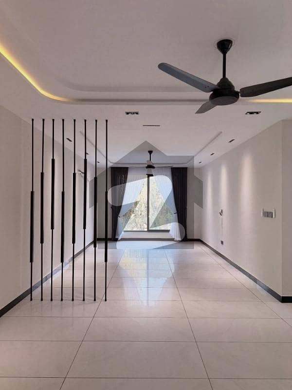 40 X 80 Brand New House FOR SALE I-8/2 40 X 80 Brand New House FOR SALE I-8/2