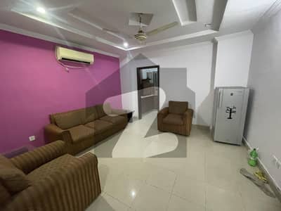 بحریہ ٹاؤن ۔ سوِک سینٹر بحریہ ٹاؤن فیز 4,بحریہ ٹاؤن راولپنڈی,راولپنڈی میں 1 کمرے کا 2 مرلہ فلیٹ 46.0 لاکھ میں برائے فروخت۔