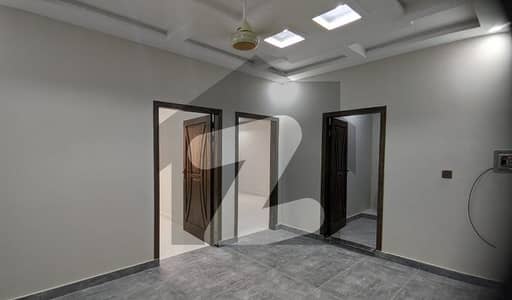 بی ۔ 17 اسلام آباد میں 2 کمروں کا 4 مرلہ فلیٹ 30.0 ہزار میں کرایہ پر دستیاب ہے۔