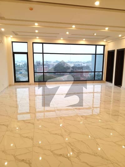 ڈی ایچ اے فیز 6 ڈیفنس (ڈی ایچ اے),لاہور میں 4 مرلہ Studio دفتر 62.0 ہزار میں کرایہ پر دستیاب ہے۔