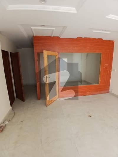 4 Marla Office Space
