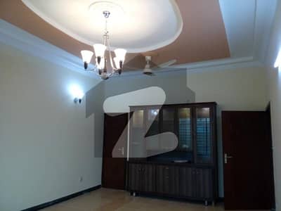 Single storey house for sale